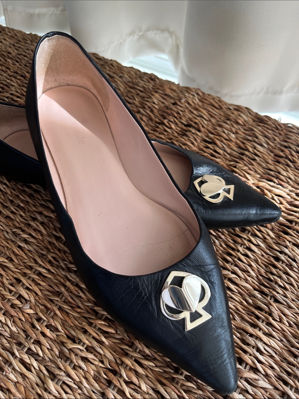 ♠️ kate spade Black Pointed Leather Flats with logo - Picture 12 of 12